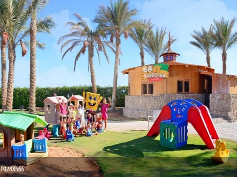 Üdülőközpont Charmillion Gardens Aquapark 5*