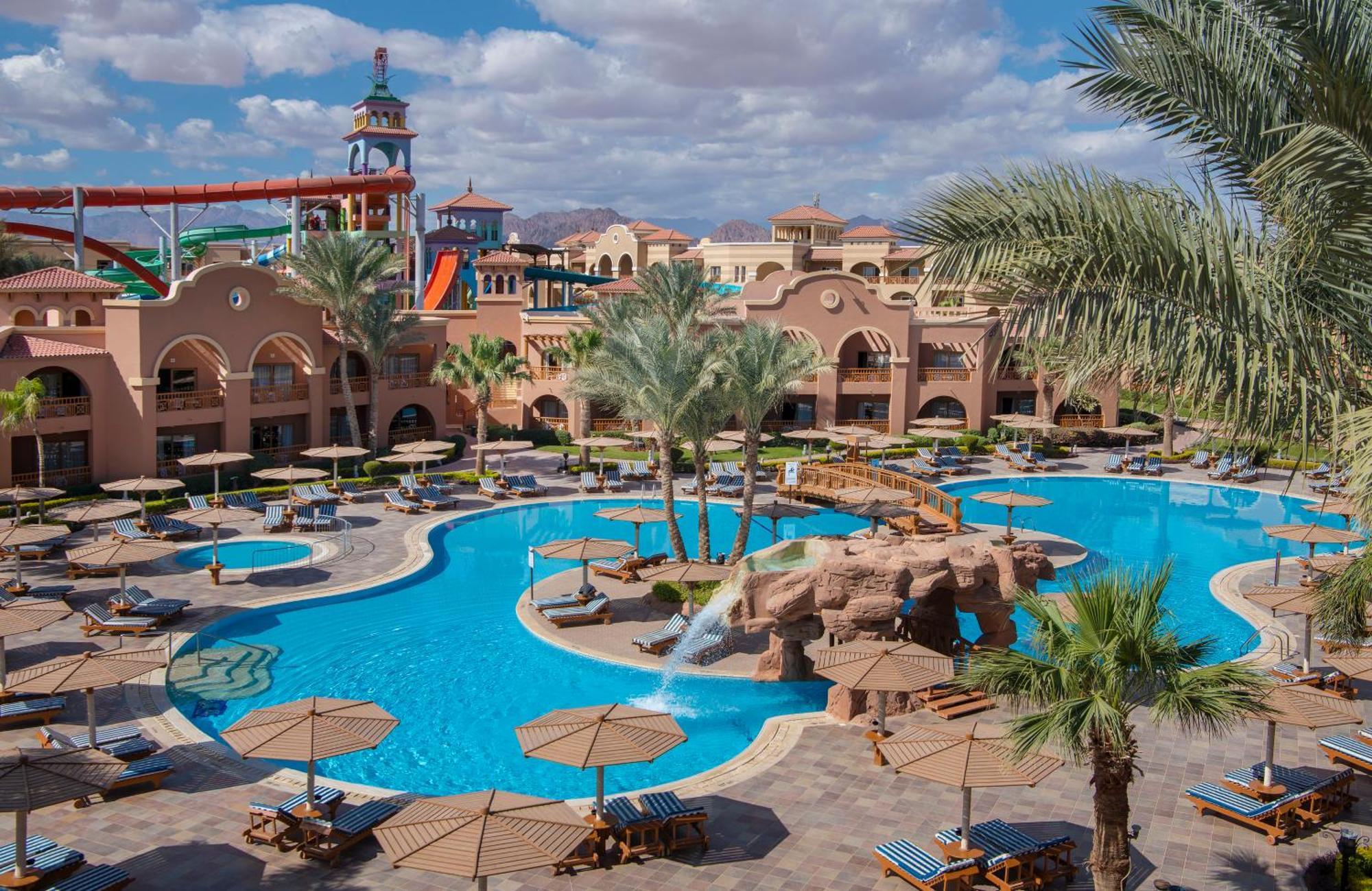 Charmillion Gardens Aquapark Üdülőközpont