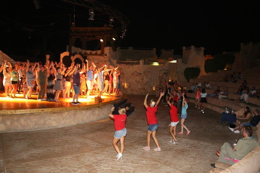 Charmillion Gardens Aquapark אתר נופש 5*
