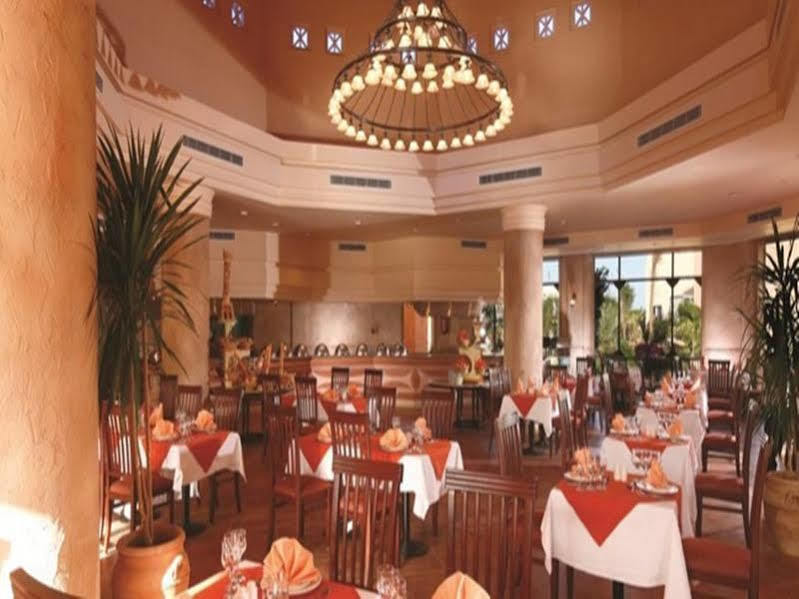 Charmillion Gardens Aquapark Üdülőközpont